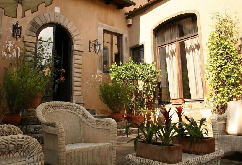 تختخواب و صبحانه Casabiancalana Boutique