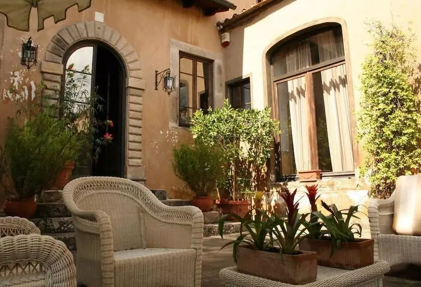 تختخواب و صبحانه Casabiancalana Boutique