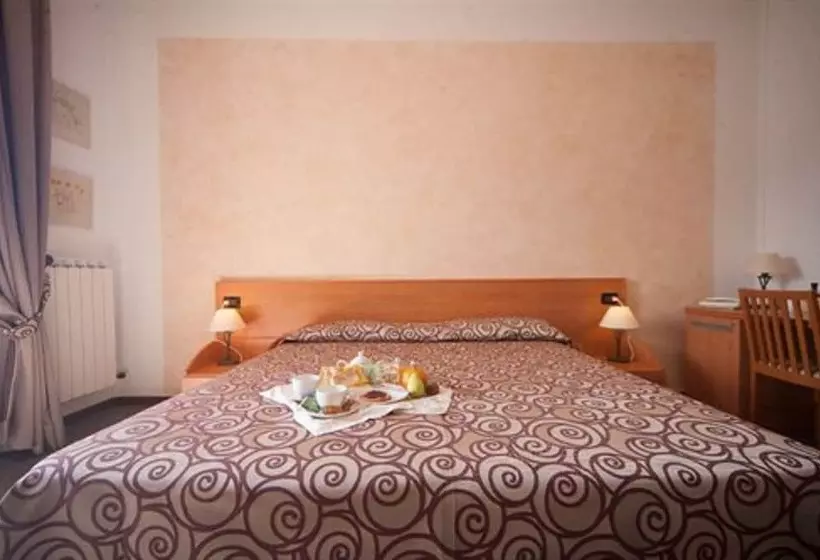 فندق Albergo Suisse Bellevue