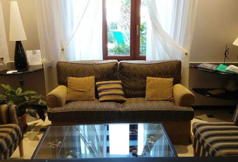 فندق Albergo Suisse Bellevue