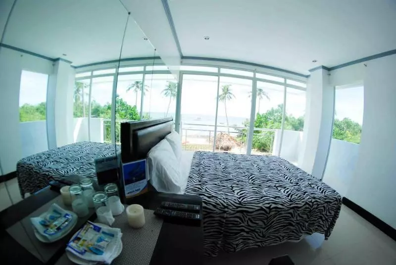 ホテル Bohol South Beach