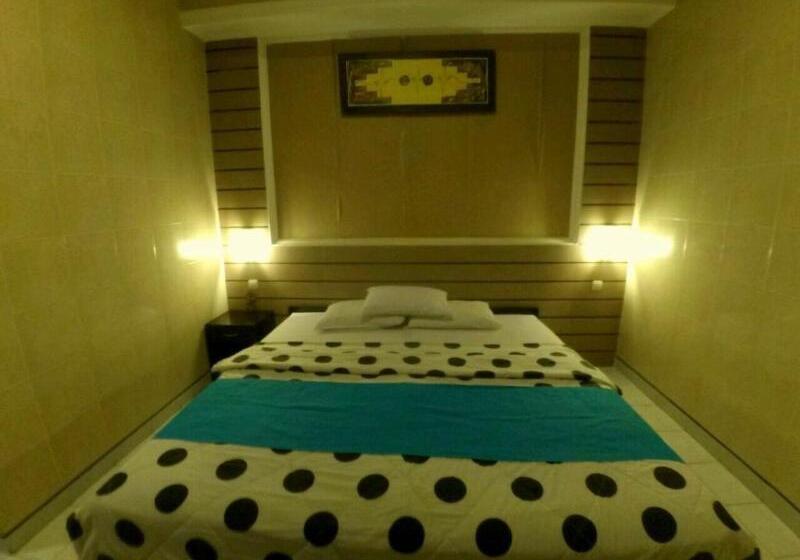 호텔 Denays Guest House Jimbaran