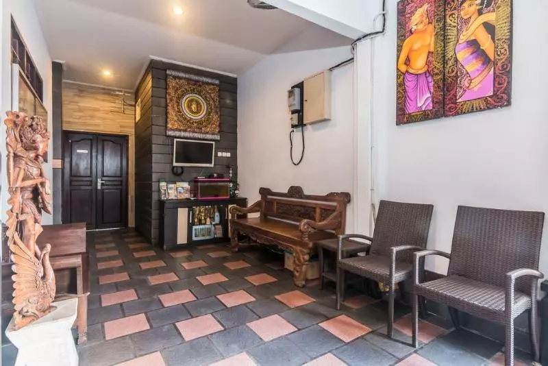 호텔 Denays Guest House Jimbaran