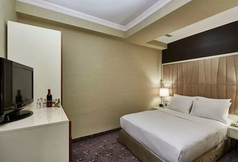 Doubletree By Hilton Hotel Izmir Alsancak