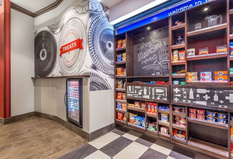 فندق Hampton Inn & Suites Madison / Downtown