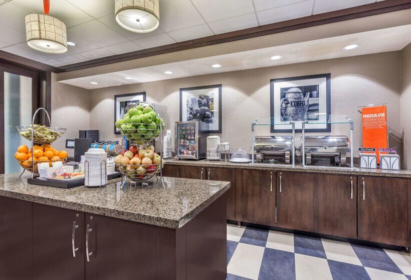 فندق Hampton Inn & Suites Madison / Downtown