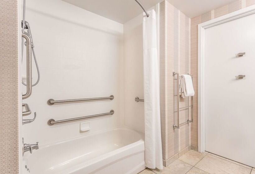 فندق Hampton Inn & Suites Madison / Downtown