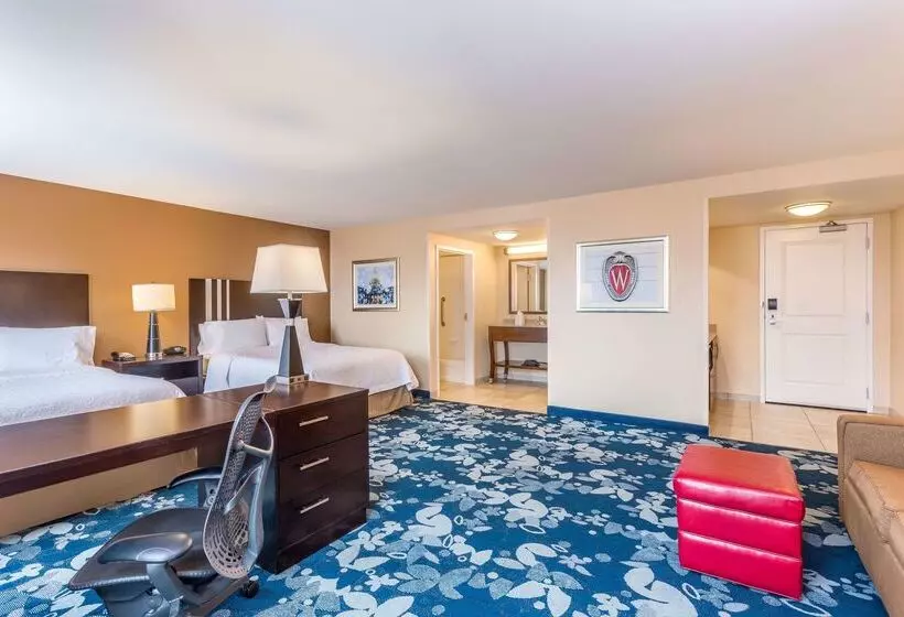 酒店 Hampton Inn & Suites Madison / Downtown