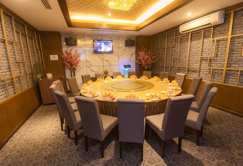 Kinta Riverfront Hotel & Suites