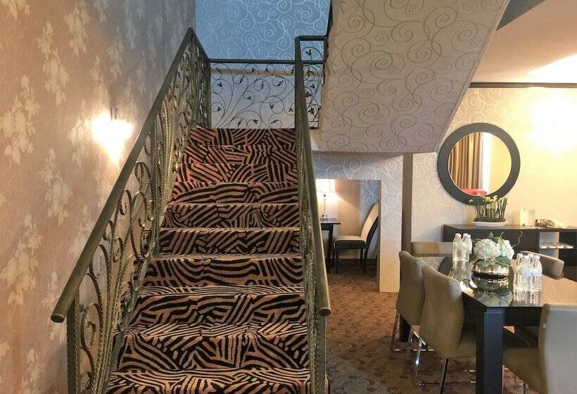 Kinta Riverfront Hotel & Suites