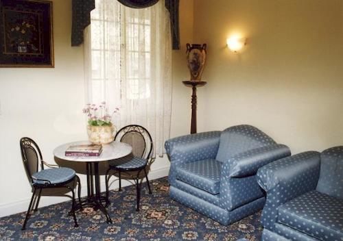 فندق Merton Manor Exclusive B&b