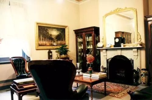 ホテル Merton Manor Exclusive B&b