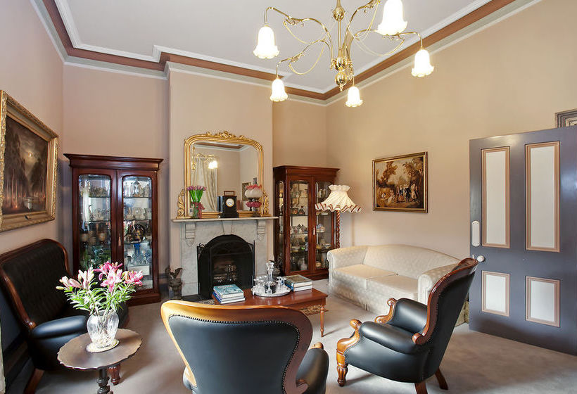 فندق Merton Manor Exclusive B&b