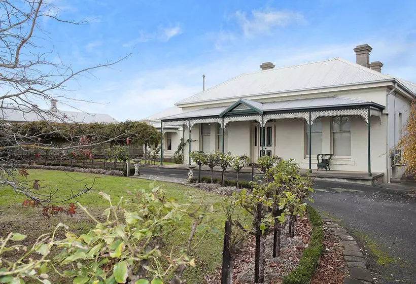 ホテル Merton Manor Exclusive B&b