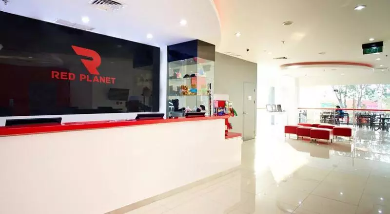 酒店 Red Planet Surabaya