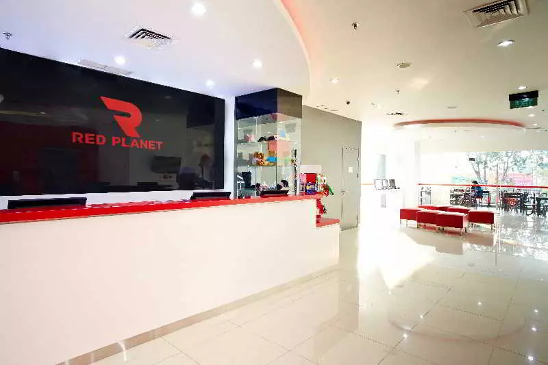 酒店 Red Planet Surabaya