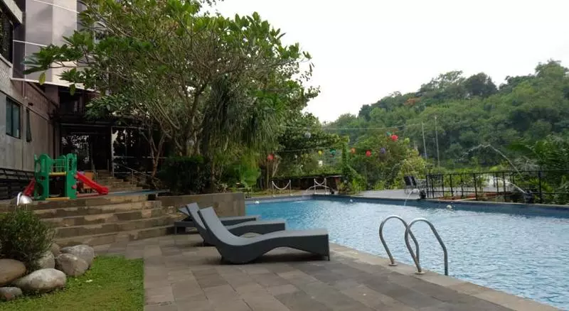 酒店 Oak Tree Emerald Semarang