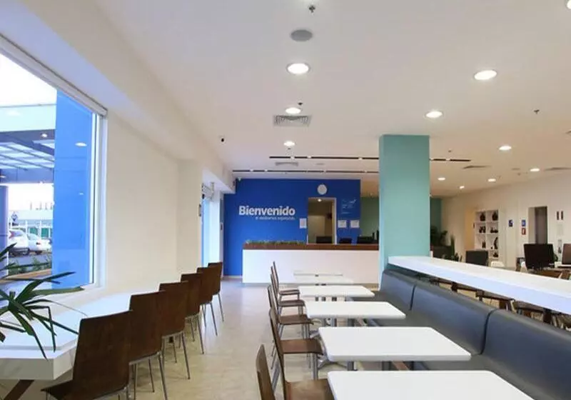 Отель One Salina Cruz