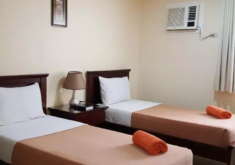 בית מלון כפרי Panglao Regents Park Resort