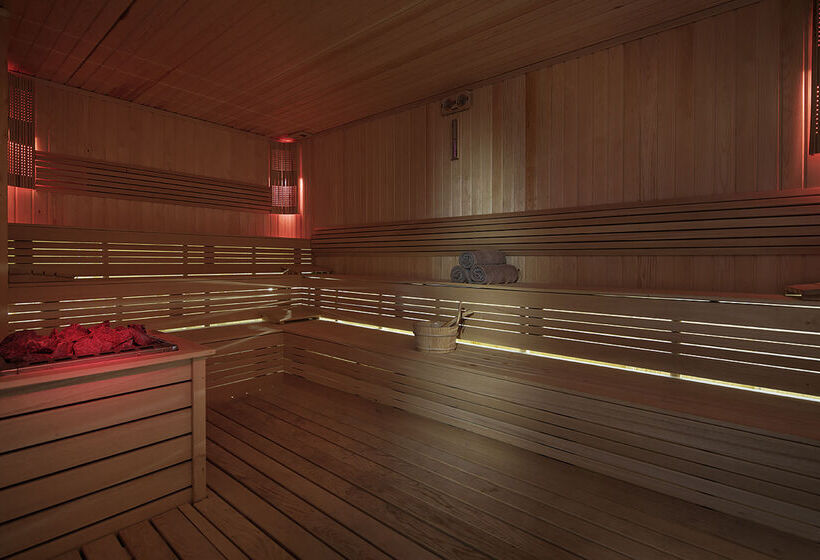 فندق Ramada by Wyndham Cappadocia