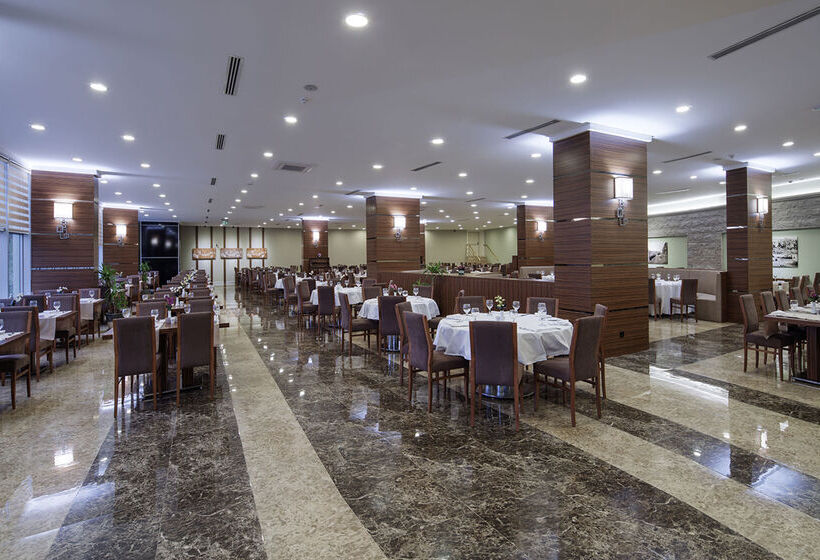 فندق Ramada by Wyndham Cappadocia