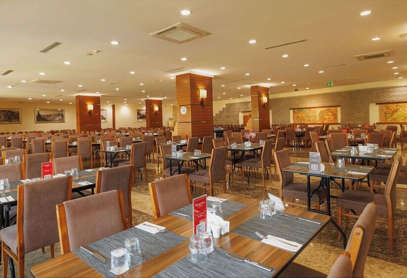 فندق Ramada by Wyndham Cappadocia