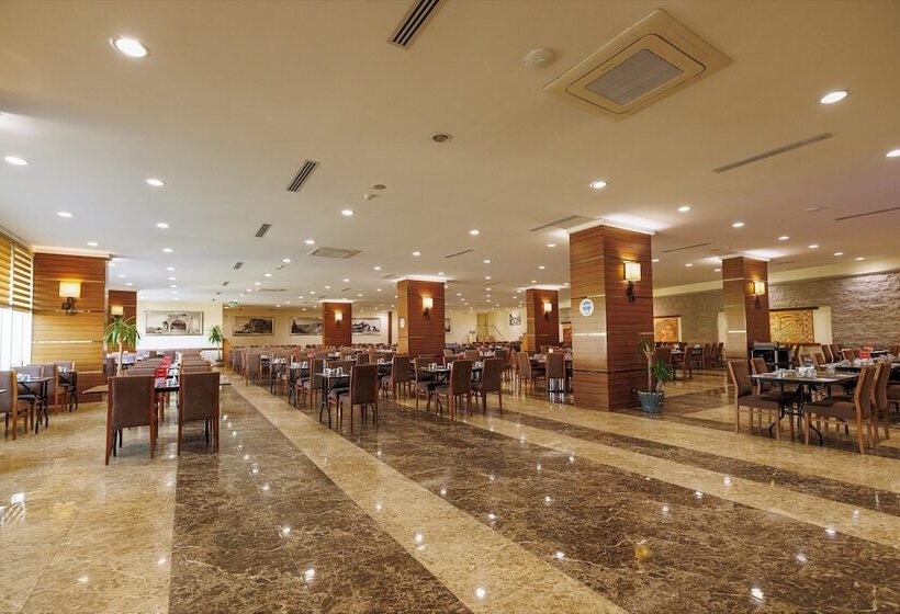 فندق Ramada by Wyndham Cappadocia