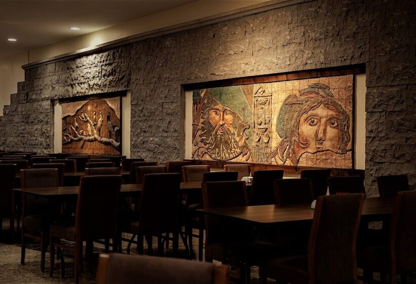 فندق Ramada by Wyndham Cappadocia