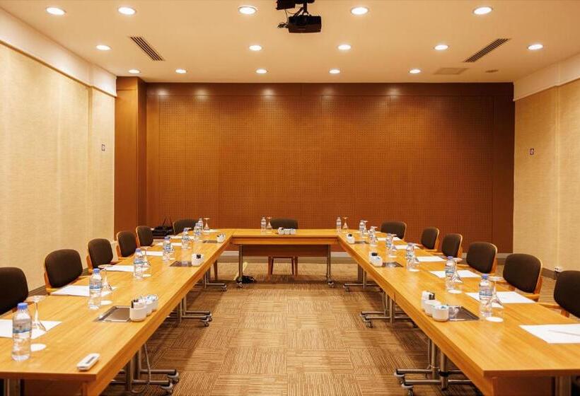 فندق Ramada by Wyndham Cappadocia