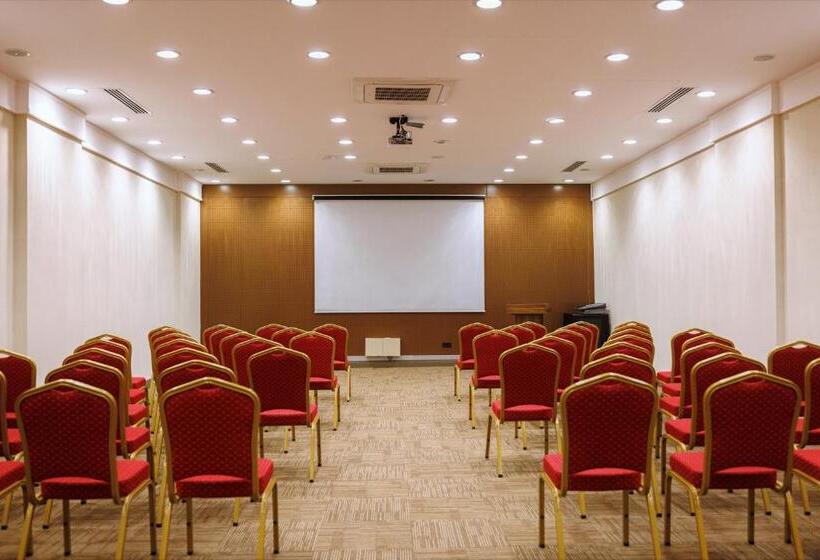 فندق Ramada by Wyndham Cappadocia