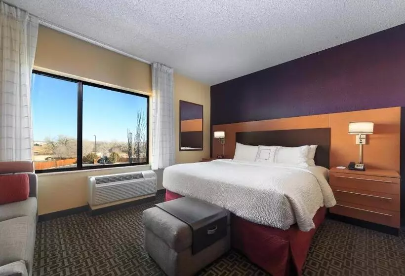 酒店 Towneplace Suites Farmington