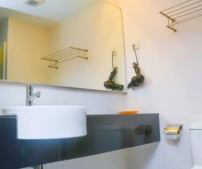 ホテル Yt Midtown