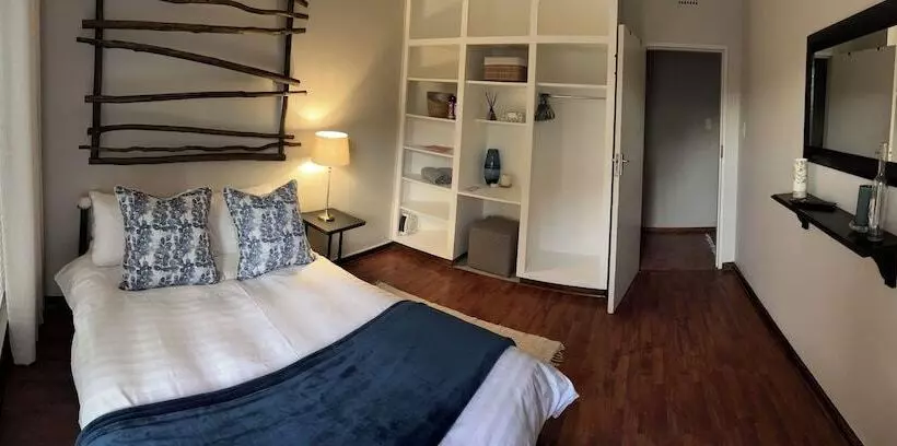 ベッドアンドブレックファースト 28 La Rochelle