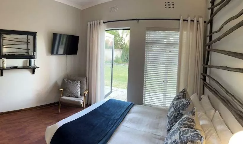 ベッドアンドブレックファースト 28 La Rochelle