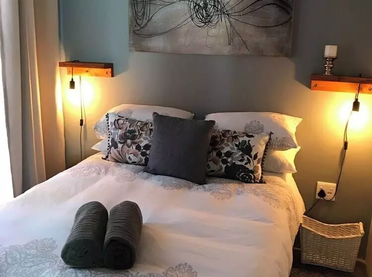 ベッドアンドブレックファースト 28 La Rochelle