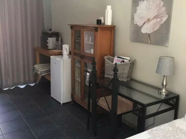 ベッドアンドブレックファースト 28 La Rochelle