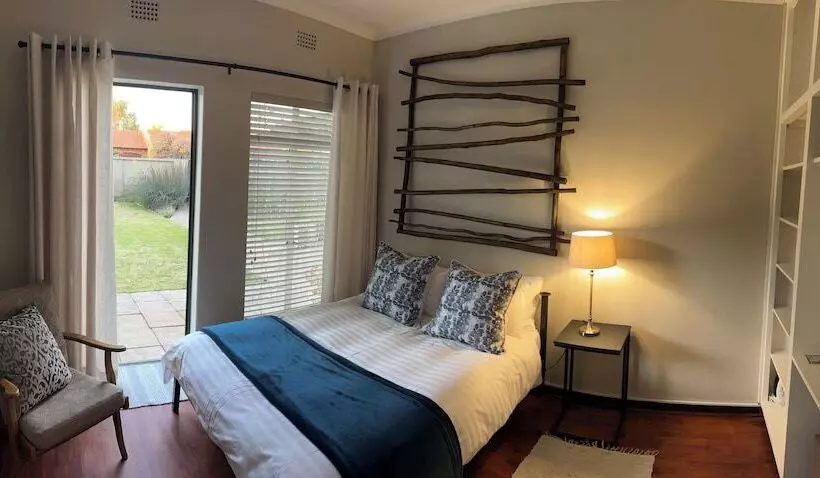 ベッドアンドブレックファースト 28 La Rochelle