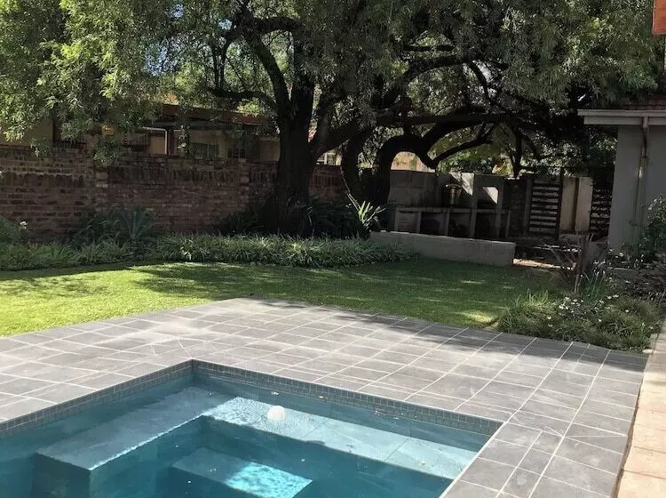 ベッドアンドブレックファースト 28 La Rochelle