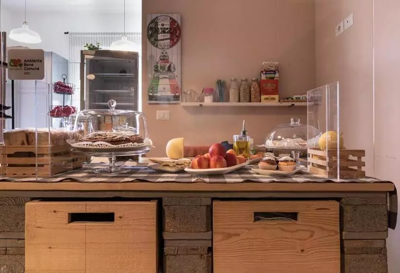 Bed And Breakfast Bric & Brac