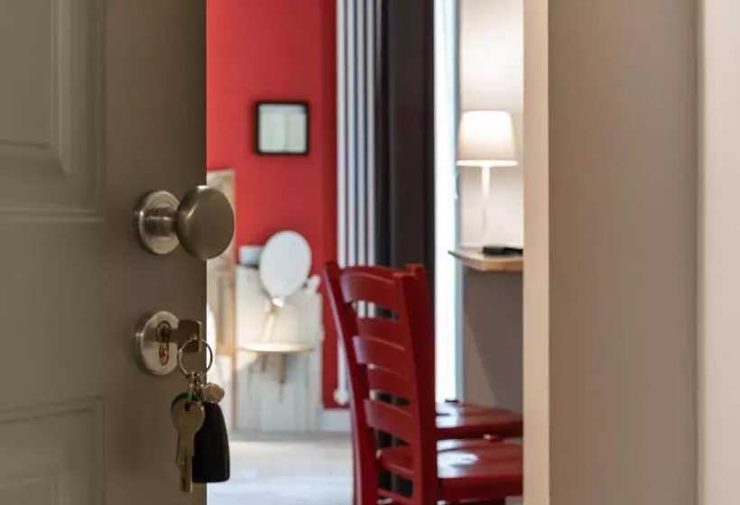 Bed And Breakfast Bric & Brac