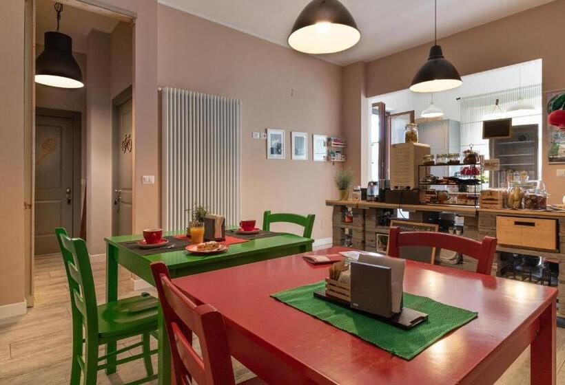 Bed And Breakfast Bric & Brac