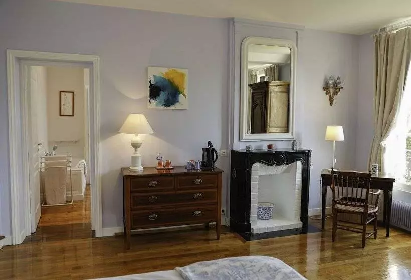 ベッドアンドブレックファースト Le Gîte Du Bas Manoir