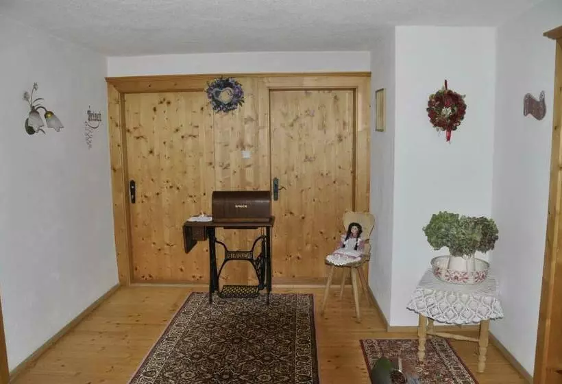 تختخواب و صبحانه Stöffelhof