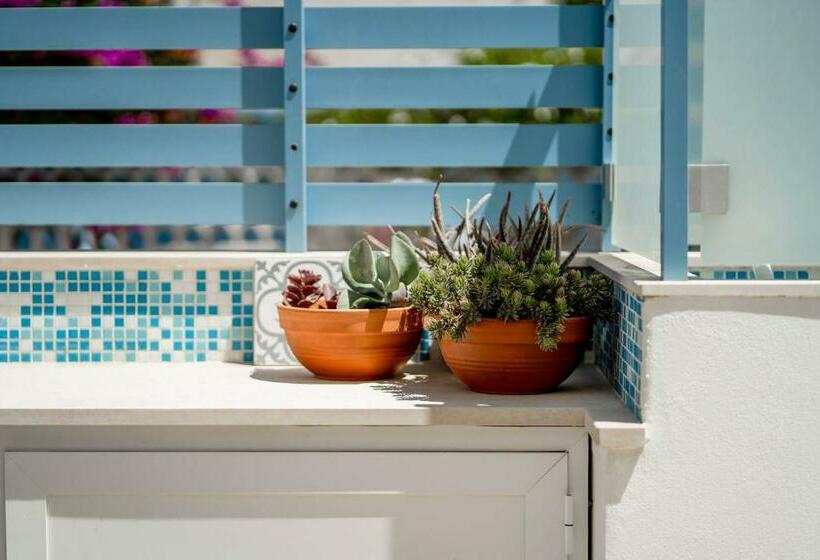 Bed and Breakfast Via Del Mare 36