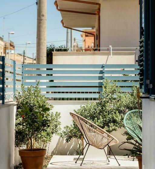 Bed and Breakfast Via Del Mare 36