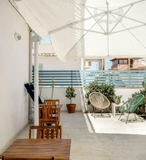 Bed and Breakfast Via Del Mare 36