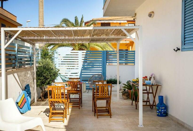 민박 Via Del Mare 36