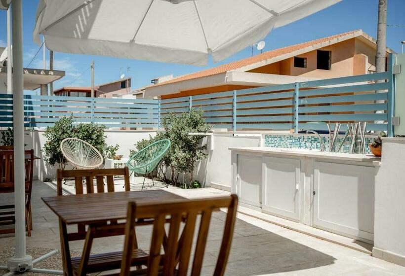 Bed and Breakfast Via Del Mare 36