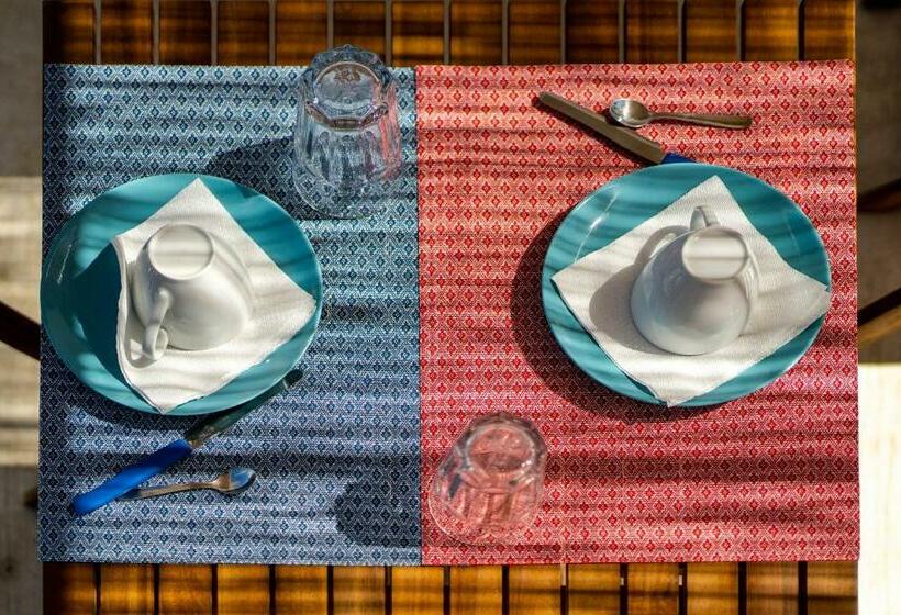 Bed and Breakfast Via Del Mare 36