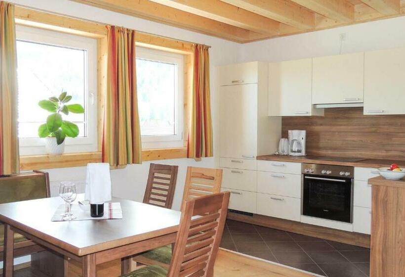 Landhotel Apartments Bauer